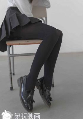 人妻秘书办公室_全集无删减版免费观看